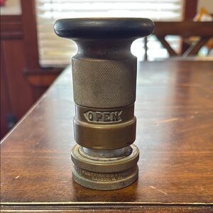 Powhatan 250 brass twist fire hose nozzle please don’t bundle